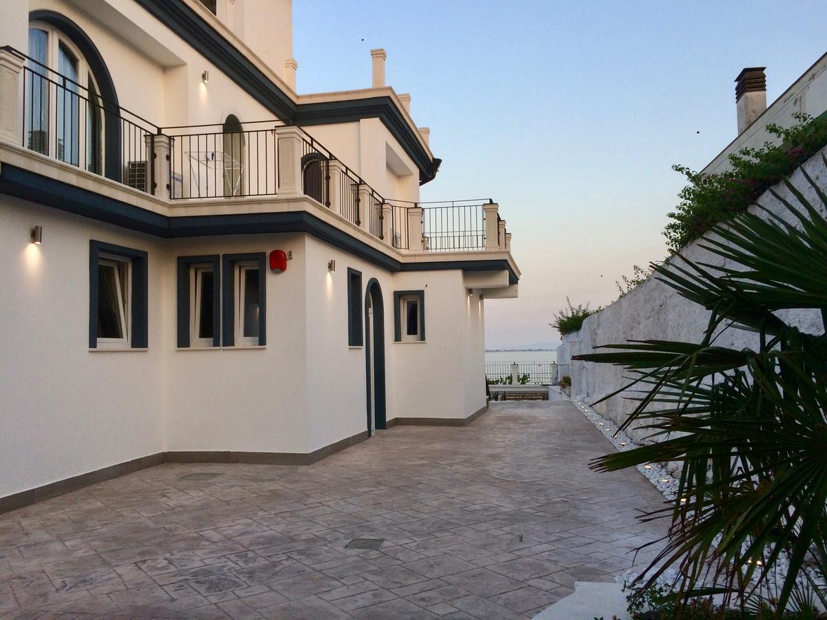 Klaton Beach Hotel Формия Экстерьер фото