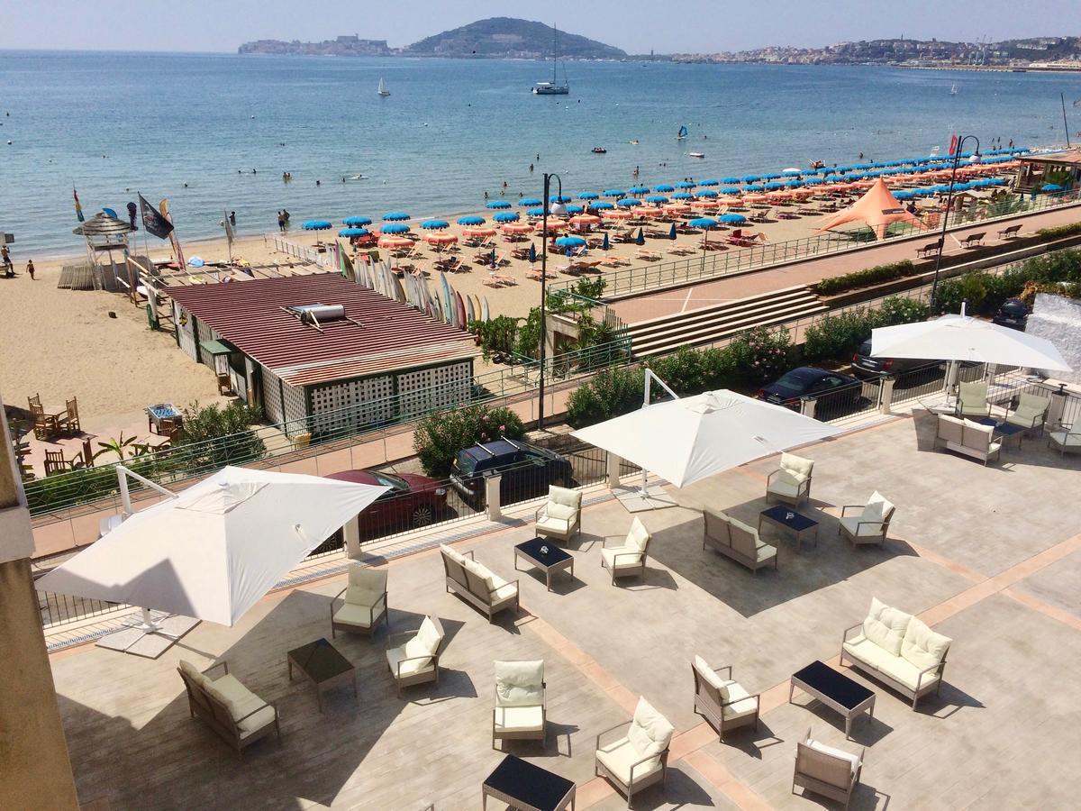 Klaton Beach Hotel Формия Экстерьер фото