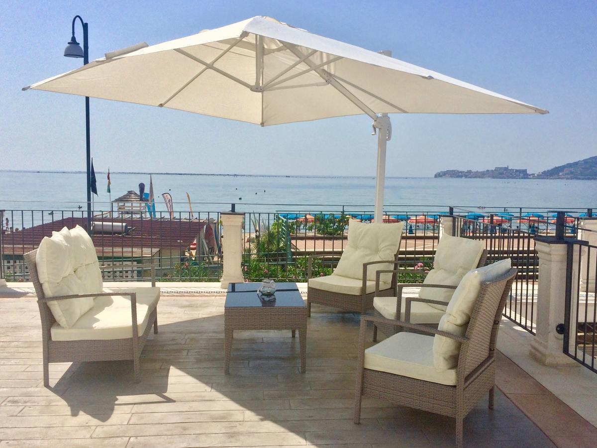 Klaton Beach Hotel Формия Экстерьер фото